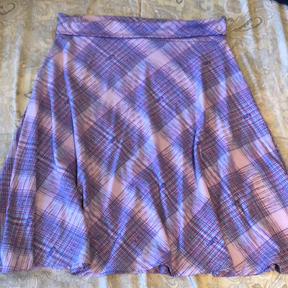 Lularoe skirt